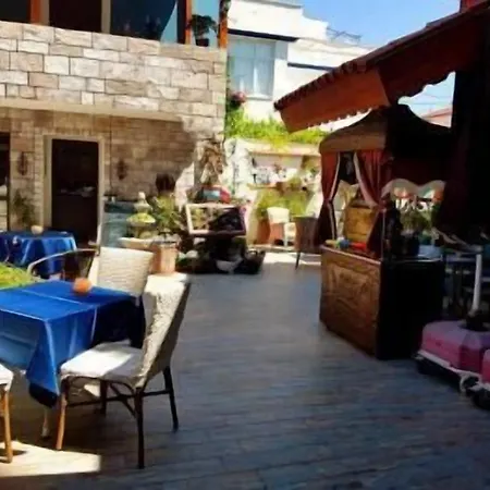 Bed & Breakfast Mai̇ Cesme