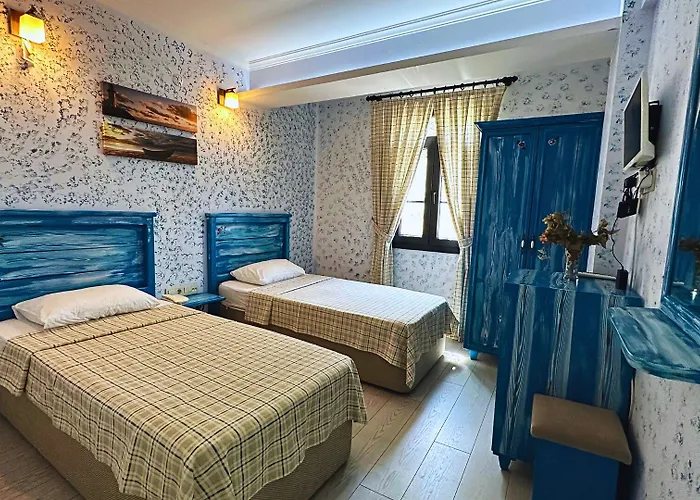 Mai̇ Alojamento de Acomodação e Pequeno-almoço 2*