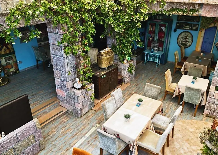 Mai̇ Bed & Breakfast Çeşme